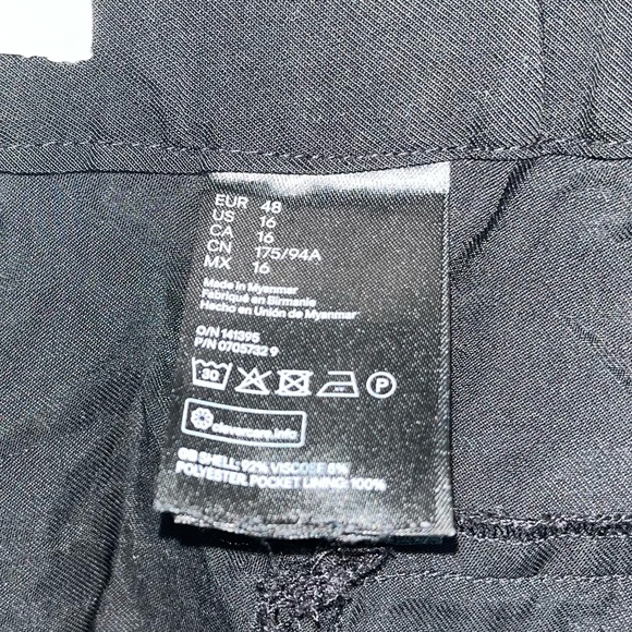 H&M Paperbag Pants - Picture 3 of 3